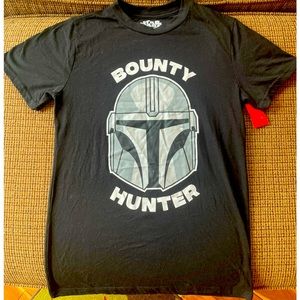 Disney Star Wars Mandalorian T-shirt Black Adult Small - EUC!